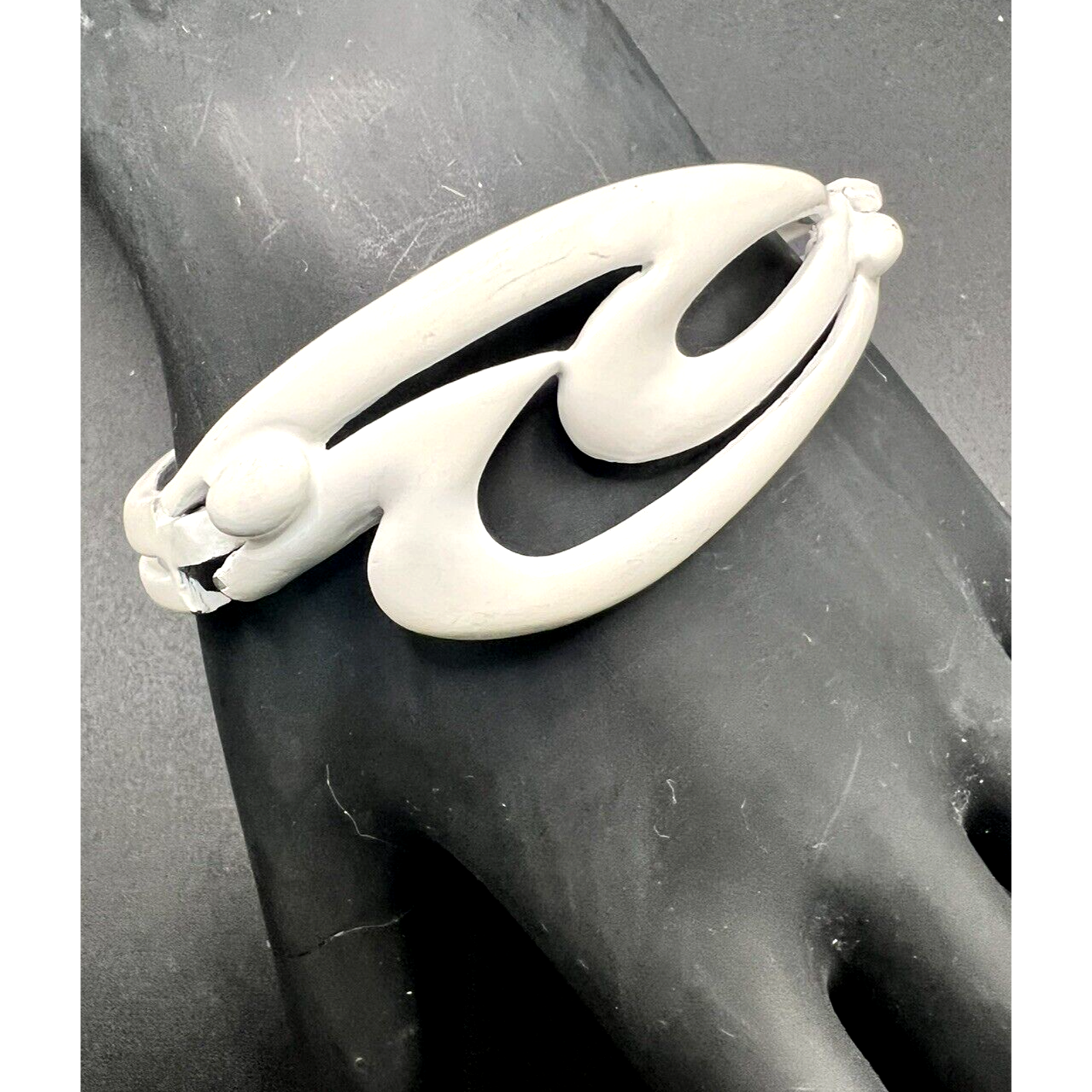 Vtg 1950s Metal White Enamel Articulated Bracelet W/ Safety Chain Rare To Find